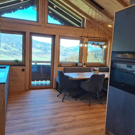 Vakantiehuis Kitzbueheler Alpen Brixen im Thale